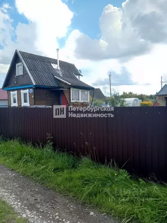 Дом в Ленинградская область, Киришский район, Кусинское с/пос, Березка ... - Фото 1