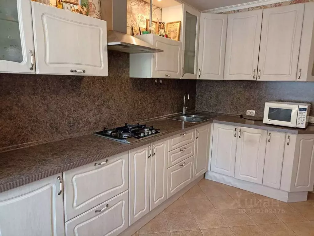 2-к кв. Рязанская область, Рязань ул. Большая, 94 (70.0 м) - Фото 1