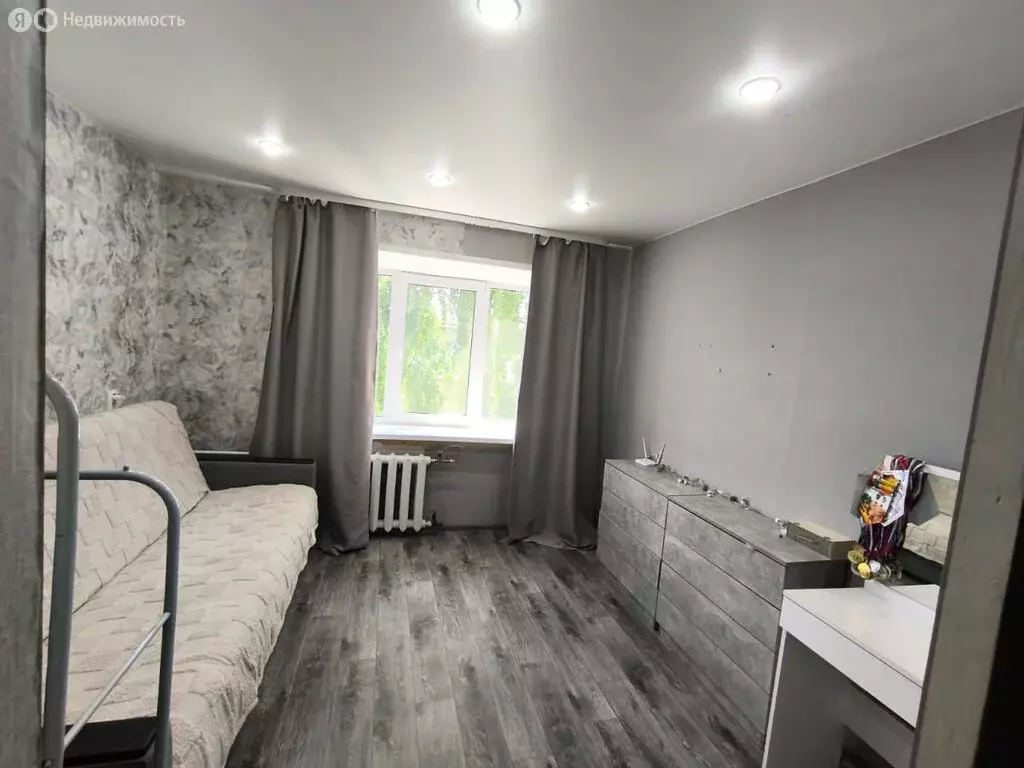 1-комнатная квартира: Ирбит, улица Свердлова, 10/1 (17.7 м) - Фото 0