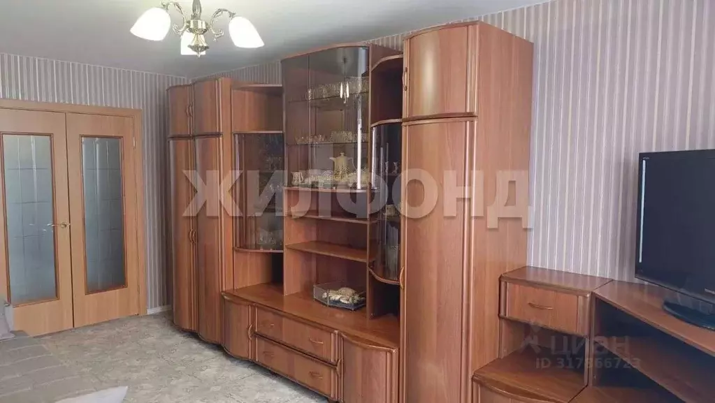 4-к кв. Новосибирская область, Новосибирск Троллейная ул., 71 (99.0 м) - Фото 0