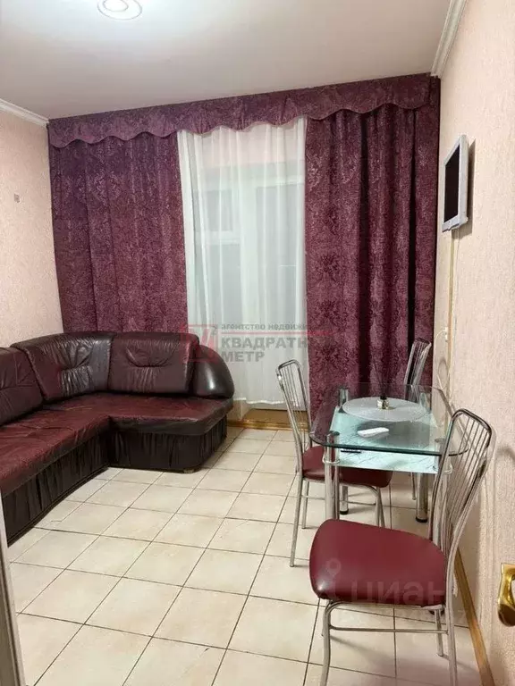 1-к кв. Белгородская область, Старый Оскол Степной мкр, 20 (52.0 м) - Фото 0