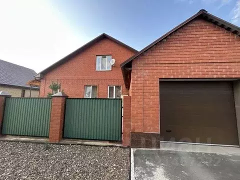 Дом в Оренбургская область, Оренбургский район, с. Нежинка Центральная ... - Фото 1