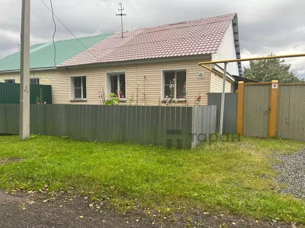 Дом в Челябинская область, с. Кунашак ул. Строителей, 41 (94 м) - Фото 0
