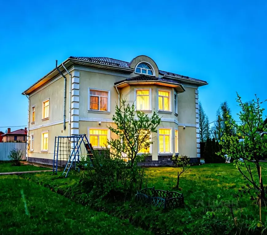 Дом в Санкт-Петербург пос. Александровская, ул. Краснокутская, 27к9 ... - Фото 1