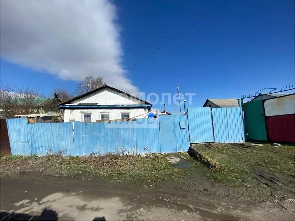 Дом в Омская область, Омск ул. 21-я Линия (60 м) - Фото 0