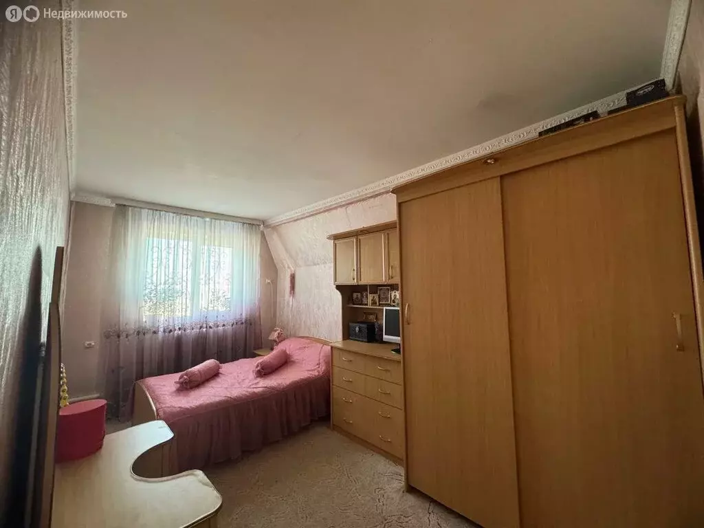 Дом в Оренбург, микрорайон Бёрды, улица Талалихина, 17 (214.1 м) - Фото 1