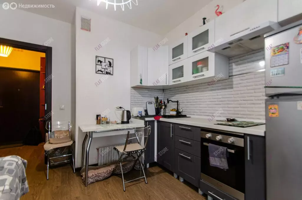 1-комнатная квартира: Санкт-Петербург, улица Лётчика Лихолетова, 14к2 ... - Фото 1