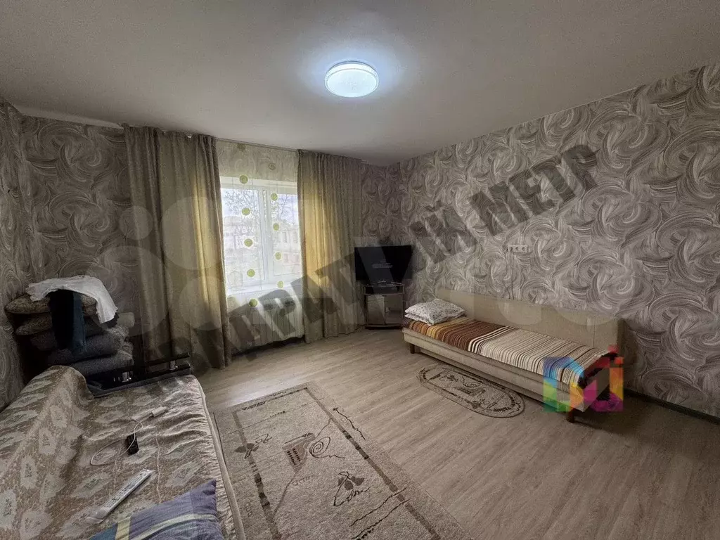 1-к. квартира, 42,7 м, 2/5 эт. - Фото 1