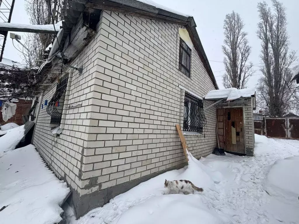 Дом в Саратовская область, пос. Хмелевский ул. Центральная, 77 (77 м) - Фото 2