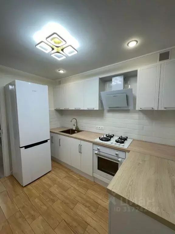 2-к кв. Краснодарский край, Сочи ул. Гагарина, 56 (42.0 м) - Фото 1