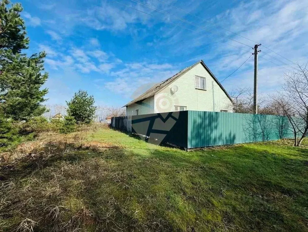 Дом в Белгородская область, Старооскольский городской округ, с. ... - Фото 1