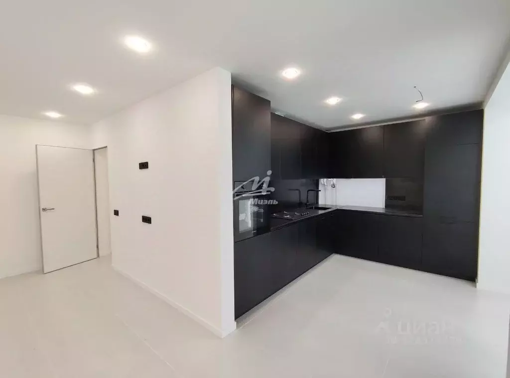 3-к кв. Севастополь ул. Хрусталева, 137 (69.2 м) - Фото 2