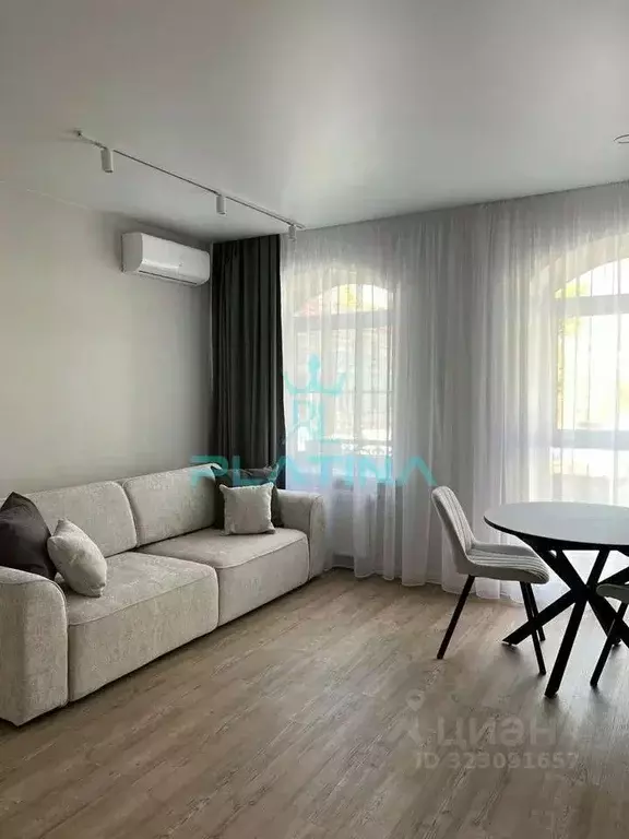 1-к кв. Татарстан, Казань Габдуллы Тукая ул., 90 (40.0 м) - Фото 0