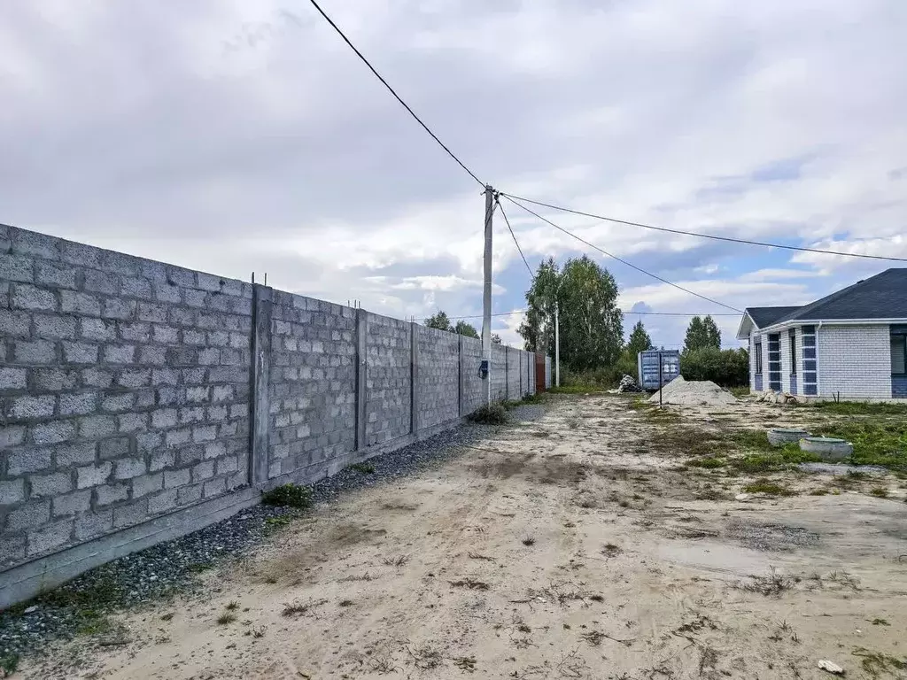 Участок в Тюменская область, Тюмень Поле Чудес-2 садовое товарищество, ... - Фото 1