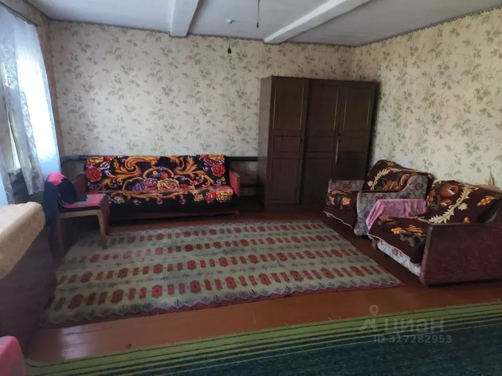 Дом в Курская область, Фатежский район, с. Большое Жирово 103 (68 м) - Фото 1