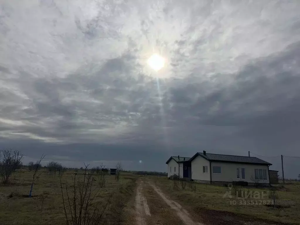 Участок в Крым, Симферопольский район, Николаевка пгт ул. Советская ... - Фото 1