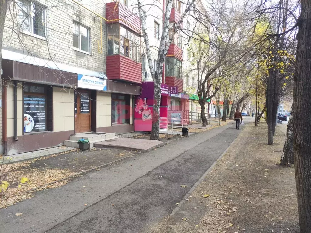 Торговая площадь в Тюменская область, Тюмень Рижская ул., 43 (42 м) - Фото 1