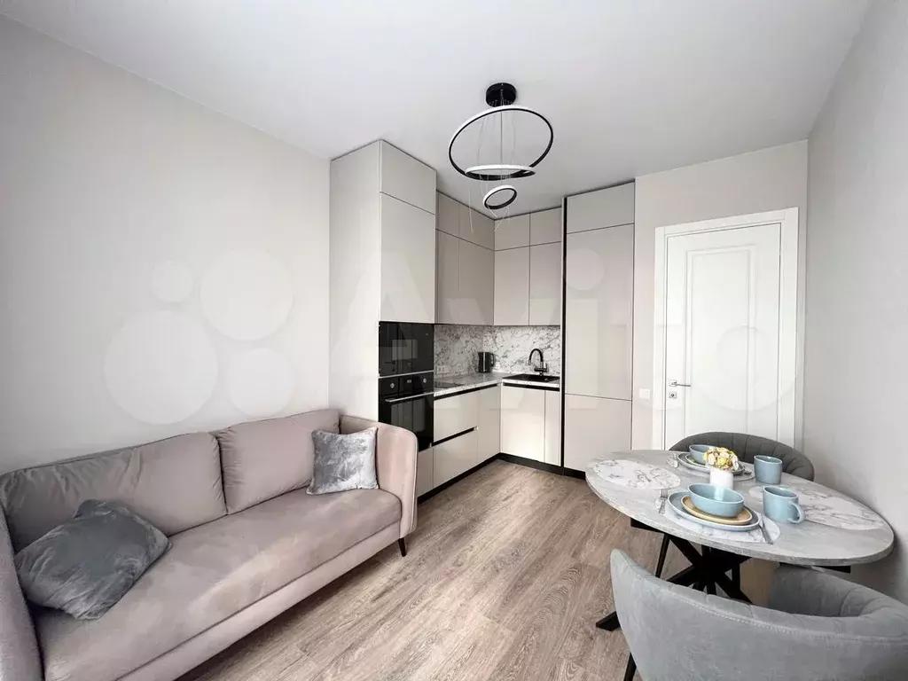 1-к. квартира, 40 м, 8/9 эт. - Фото 1