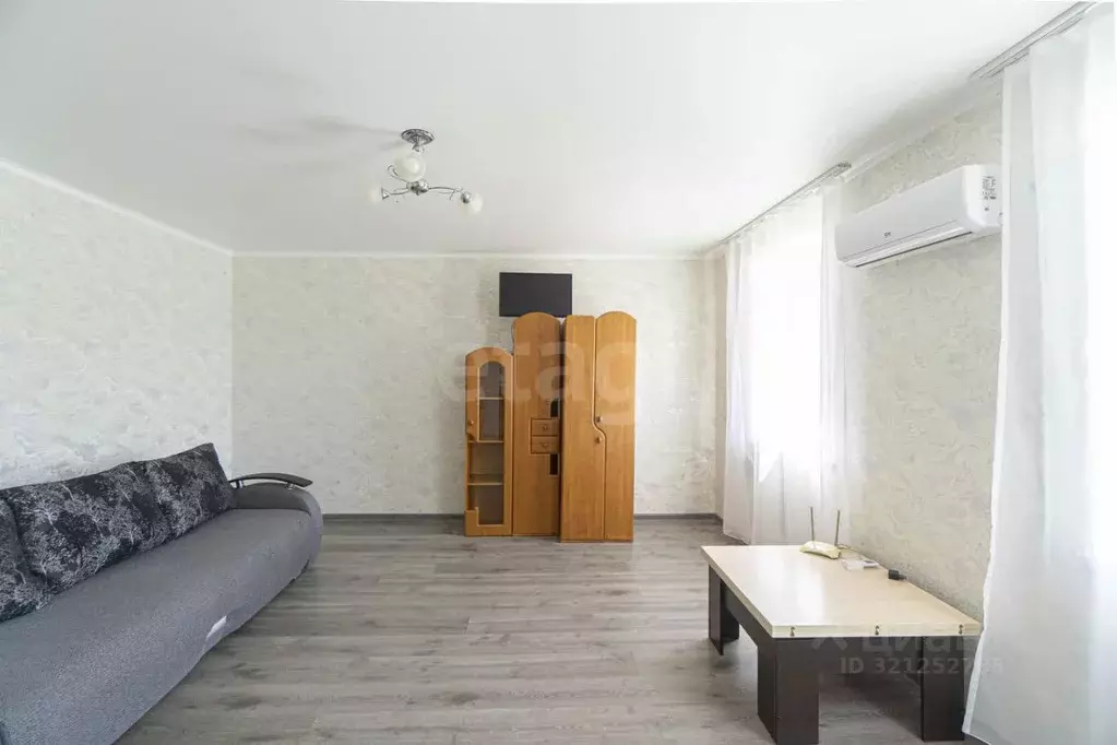 1-к кв. Севастополь пос. Любимовка, ул. Софьи Перовской, 46 (30.9 м) - Фото 0