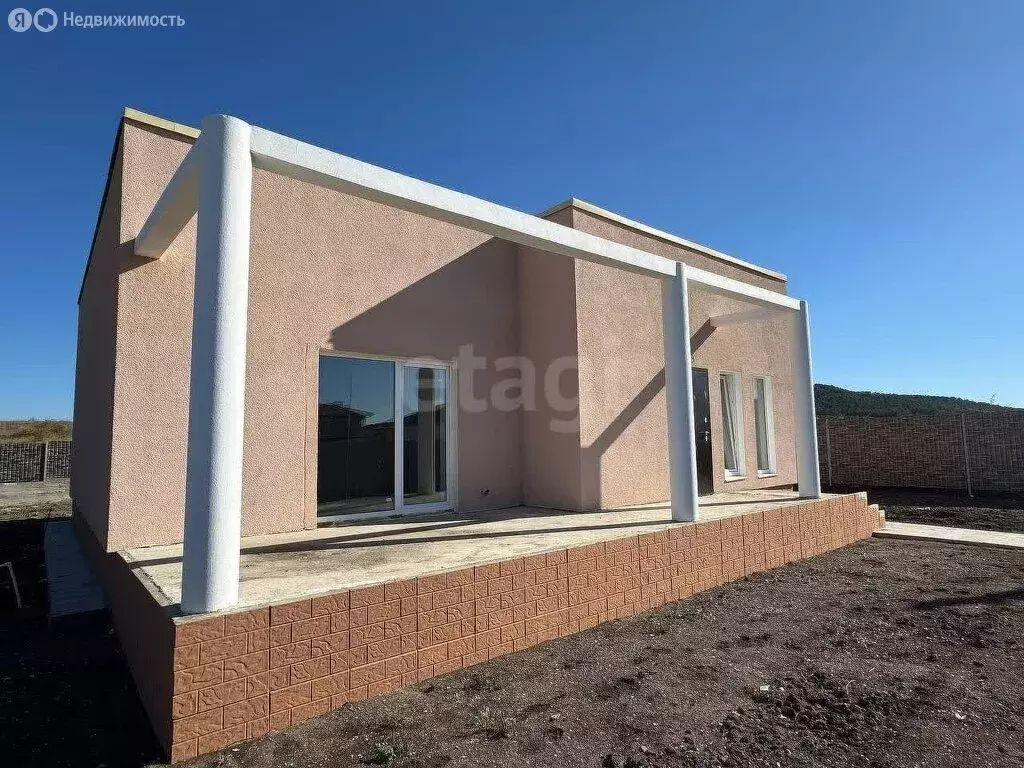 Дом в Трудовское сельское поселение, село Строгоновка, Февральская ... - Фото 2