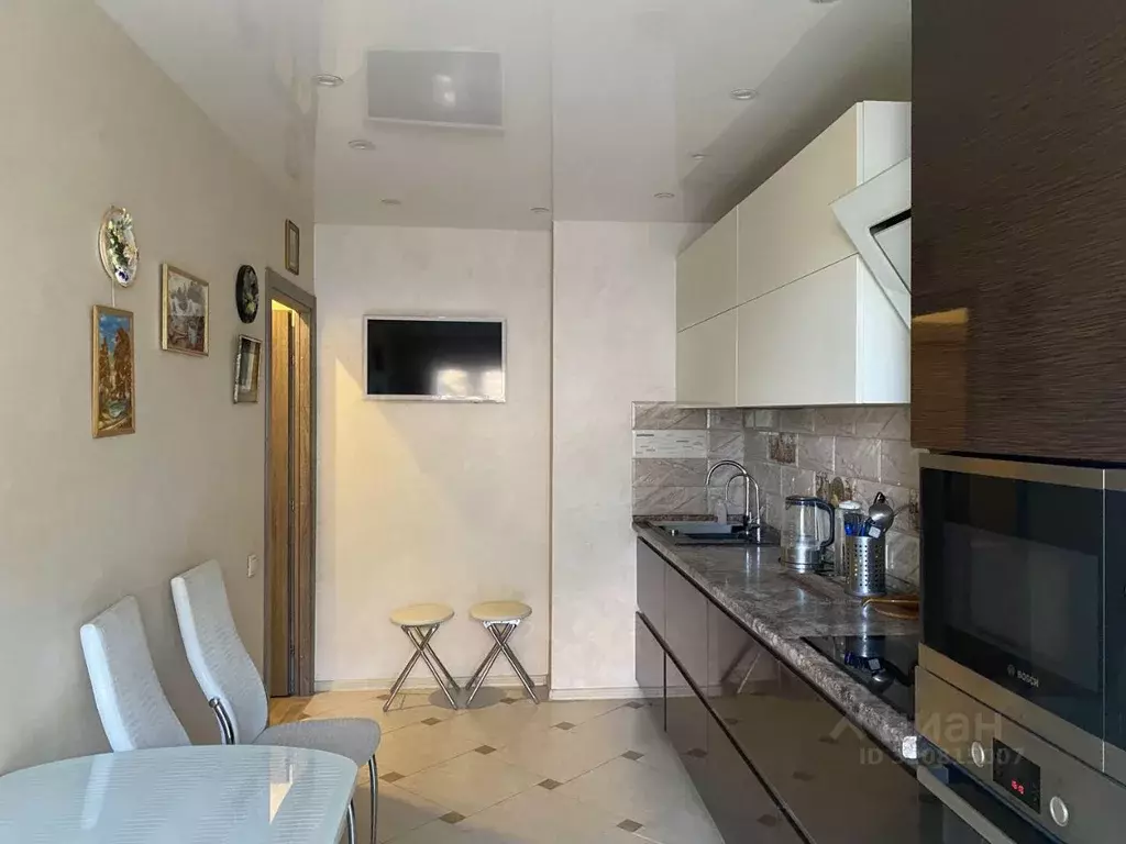 2-к кв. Омская область, Омск ул. 5-й Армии, 14 (58.3 м) - Фото 1