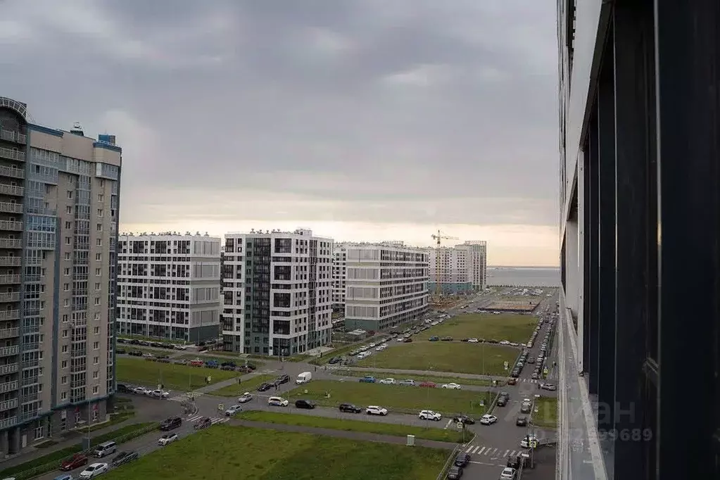 Студия Санкт-Петербург бул. Александра Грина, 1 (21.5 м) - Фото 1