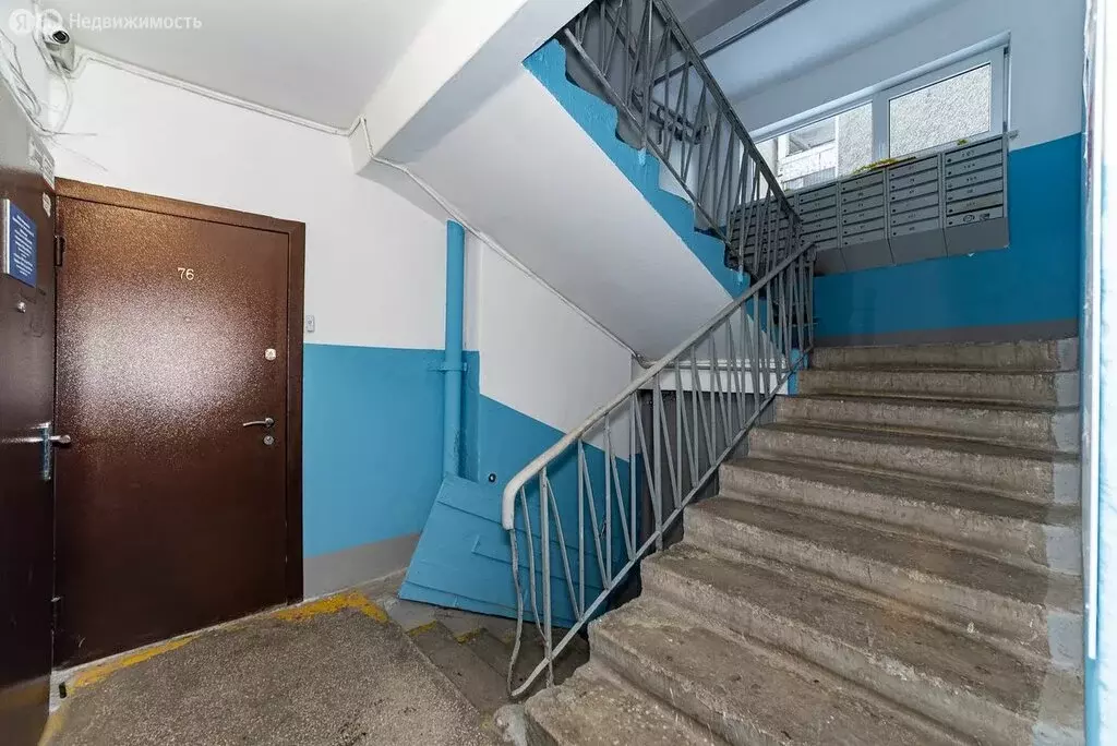 3-комнатная квартира: Екатеринбург, улица Ткачей, 8 (63.7 м) - Фото 2