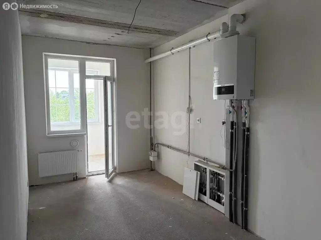 3-комнатная квартира: Калининград, улица Лобачевского, 2А (85 м) - Фото 1