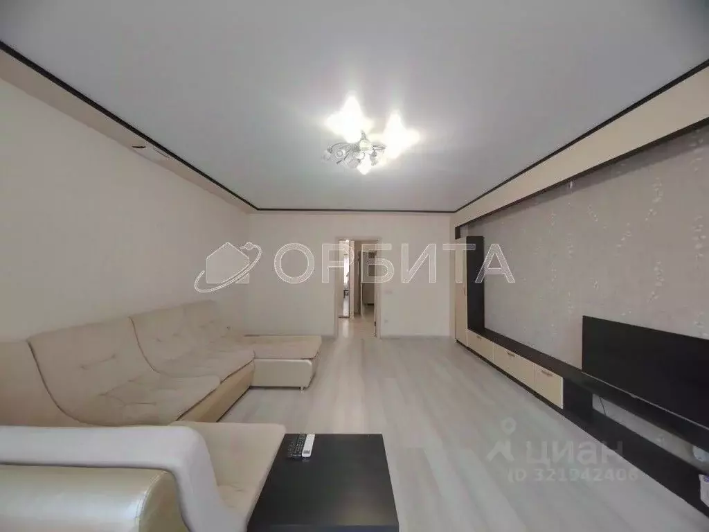 3-к кв. Тюменская область, Тюмень ул. Мельникайте, 136к1 (106.0 м) - Фото 1