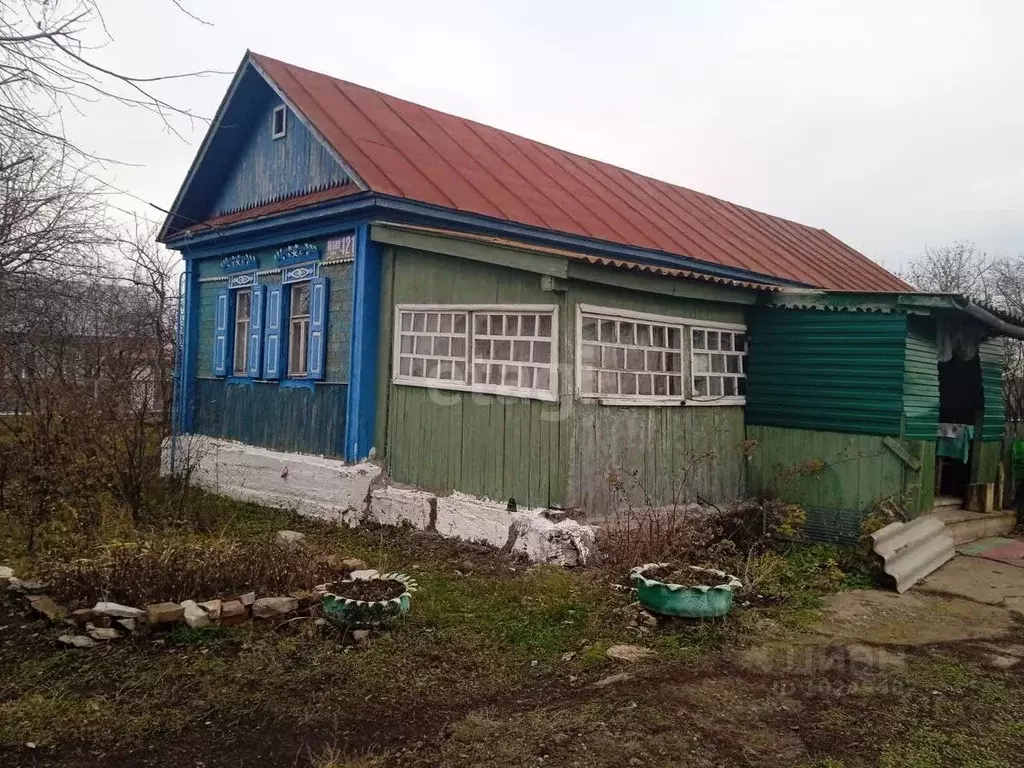 Дом в Башкортостан, Альшеевский район, с. Нижнее Аврюзово  (60 м) - Фото 1