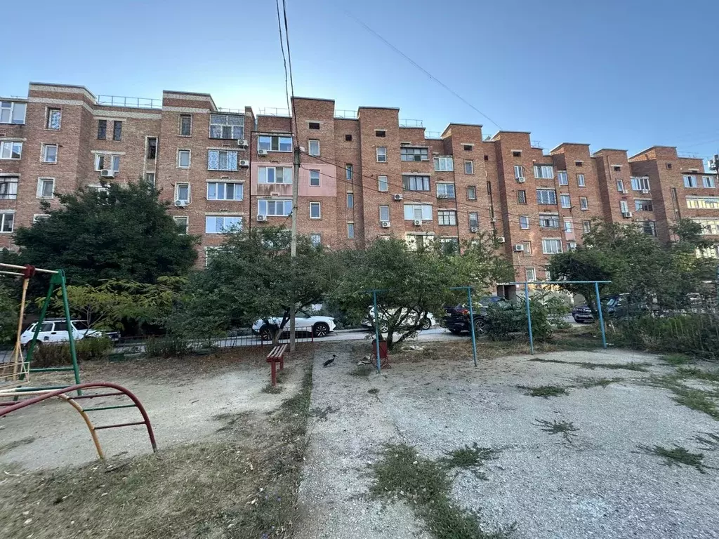 1-к кв. Крым, Керчь ул. Карла Маркса, 10 (35.9 м) - Фото 1