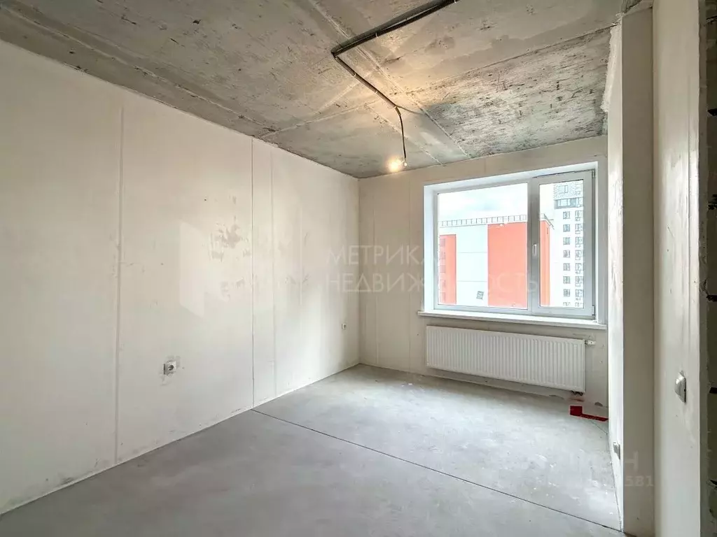 1-к кв. Тюменская область, Тюмень Интернациональная ул., 199к9 (37.5 ... - Фото 1