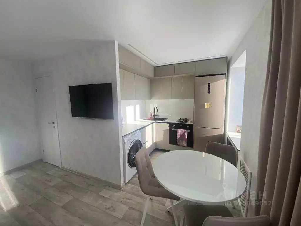 1-к кв. Татарстан, Нижнекамск ул. Мурадьяна, 12 (35.0 м) - Фото 1