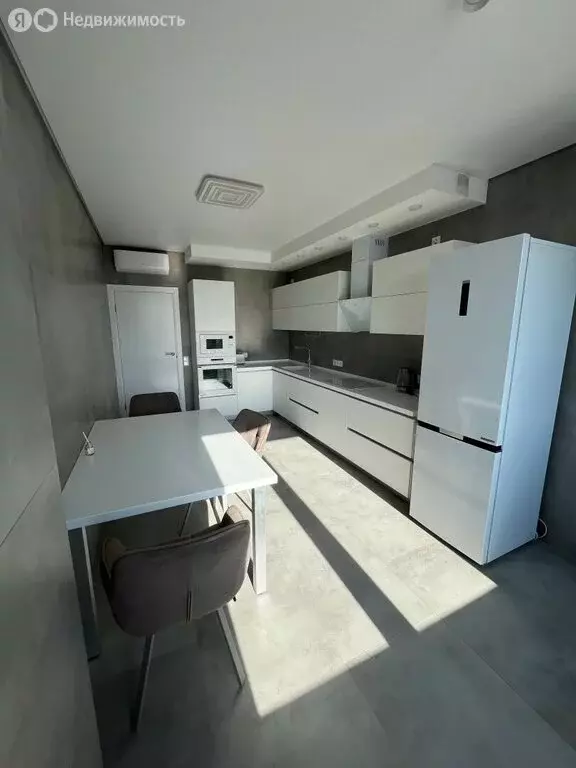 2-комнатная квартира: Пермь, улица Карла Модераха, 6 (73 м) - Фото 1