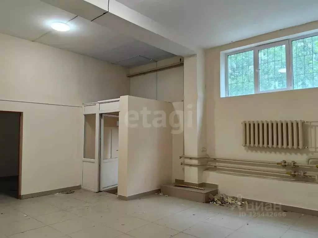 Помещение свободного назначения в Башкортостан, Уфа ул. Академика ... - Фото 2