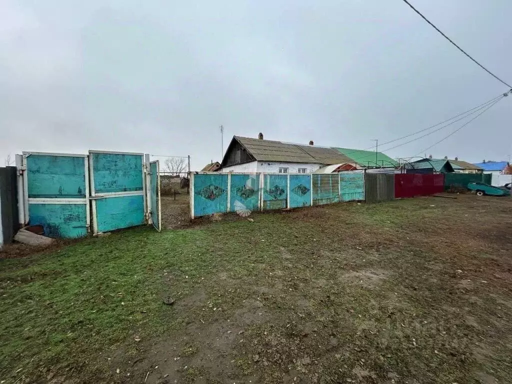 Дом в Саратовская область, Энгельсский район, Безымянское ... - Фото 2