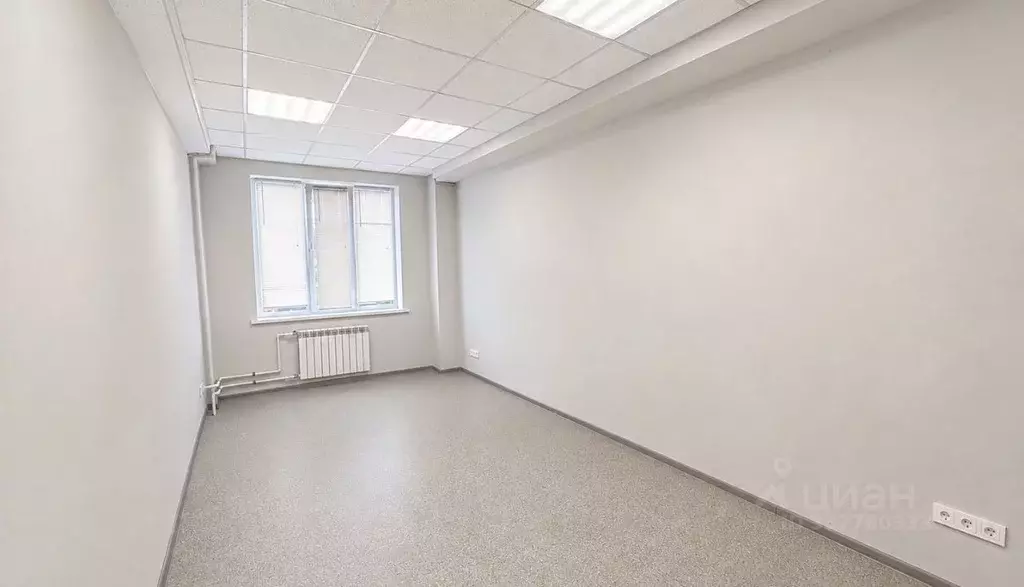 Офис в Свердловская область, Екатеринбург ул. Ангарская, 77 (18 м) - Фото 2