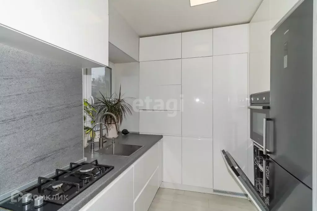 Продаётся 2-к квартира, 42 м - Фото 0