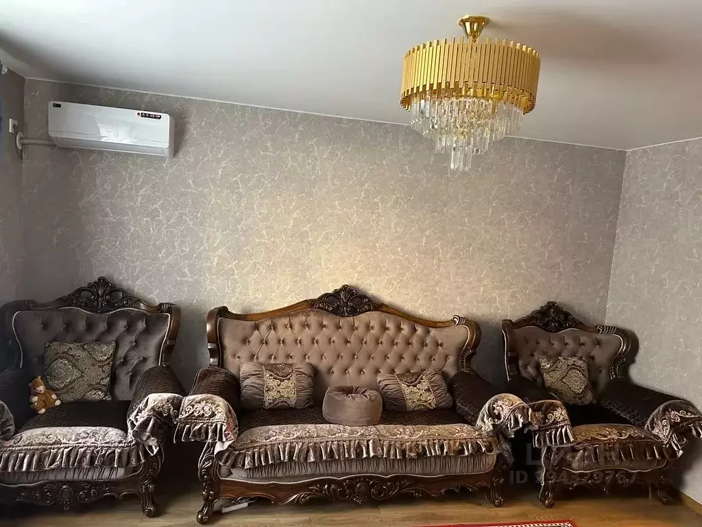 2-к кв. Дагестан, Каспийск ул. Каспийская, 4Г (80.0 м) - Фото 1