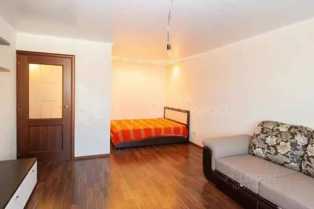 1-к кв. Тюменская область, Тюмень ул. Ю.-Р.Г. Эрвье, 30к1 (43.5 м) - Фото 0