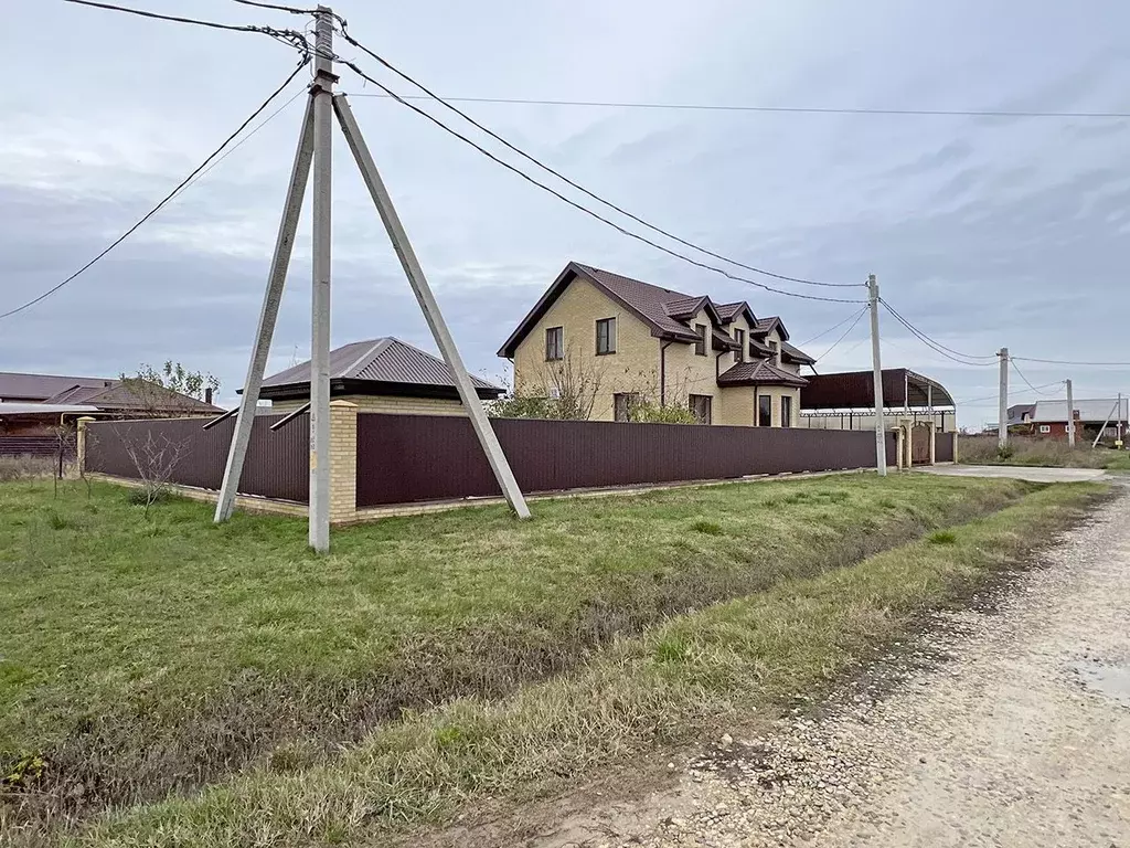 Дом в Краснодарский край, Красноармейский район, Трудобеликовское ... - Фото 1