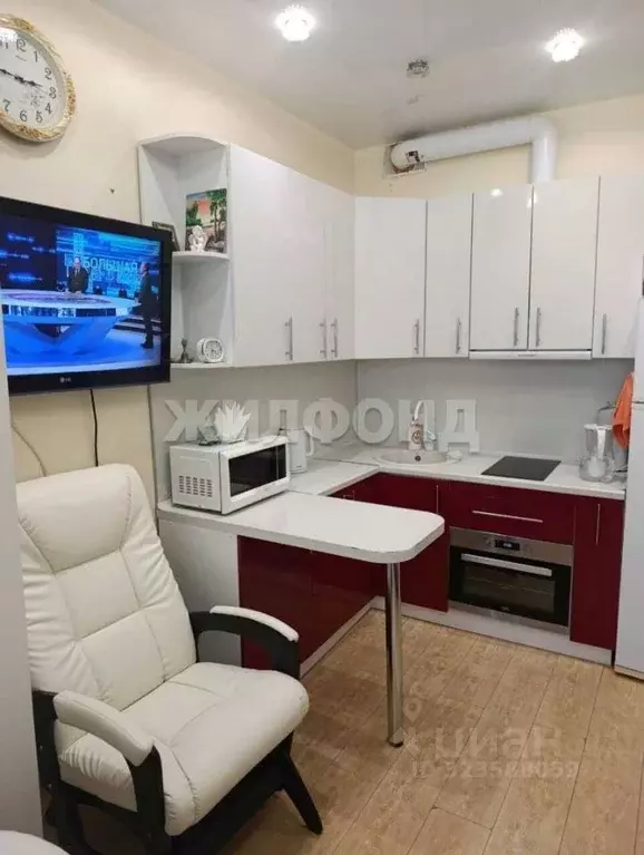 1-к кв. Новосибирская область, Новосибирск ул. Одоевского, 1/8 (18.1 ... - Фото 2