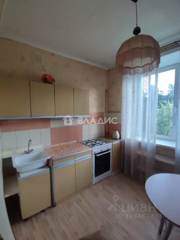2-к кв. Иркутская область, Ангарск Б кв-л, 5 (59.4 м) - Фото 0