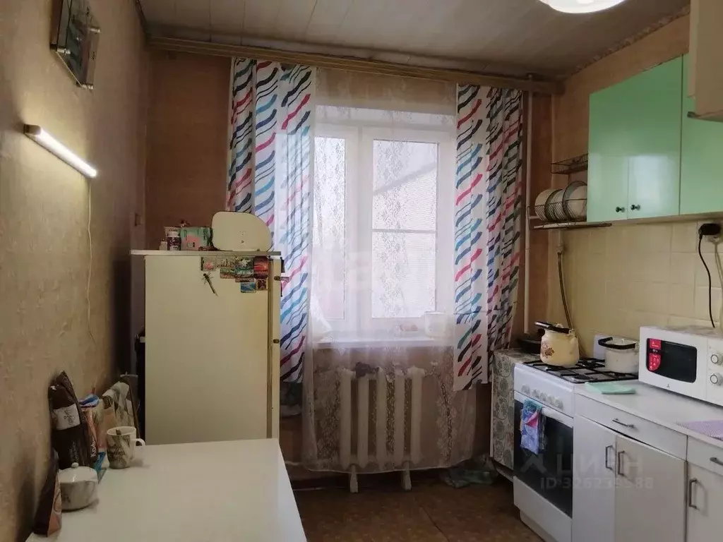 2-к кв. Тульская область, Узловая Советская ул., 8 (50.0 м) - Фото 2