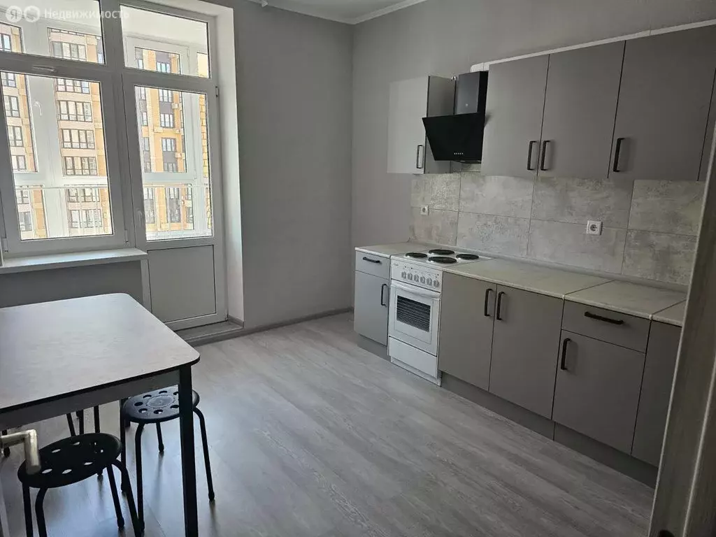 2-комнатная квартира: Краснодар, Конгрессная улица, 31 (55.39 м) - Фото 1