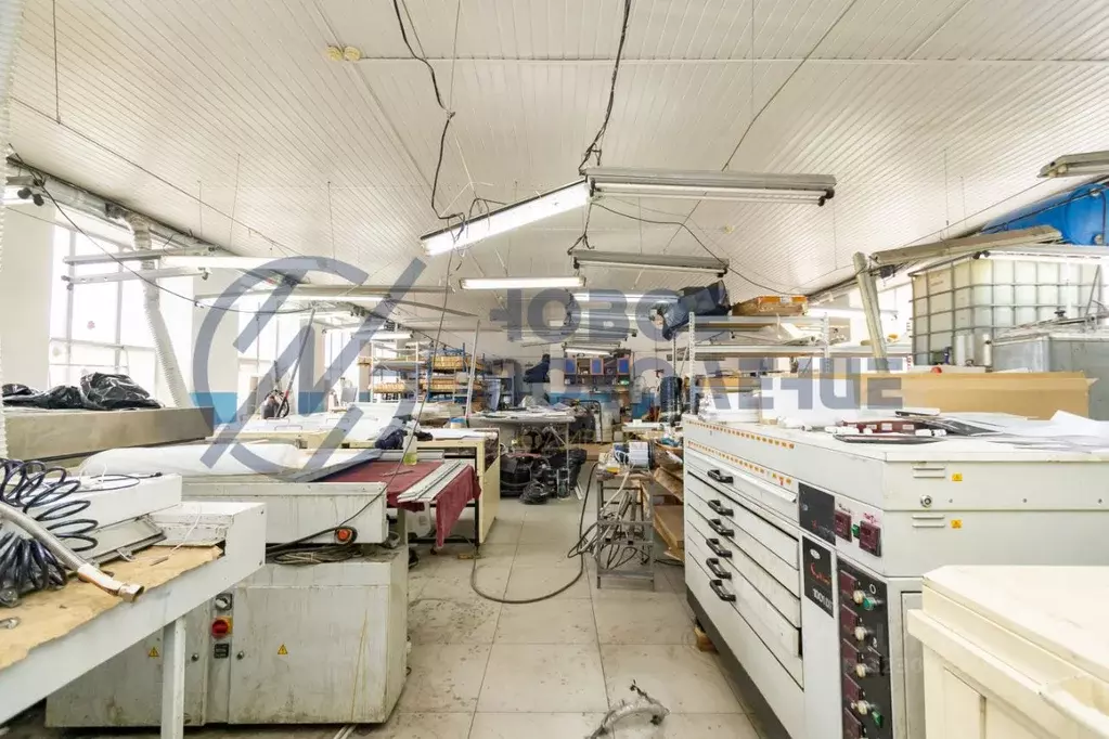 Помещение свободного назначения в Омская область, Омск просп. Мира, ... - Фото 1