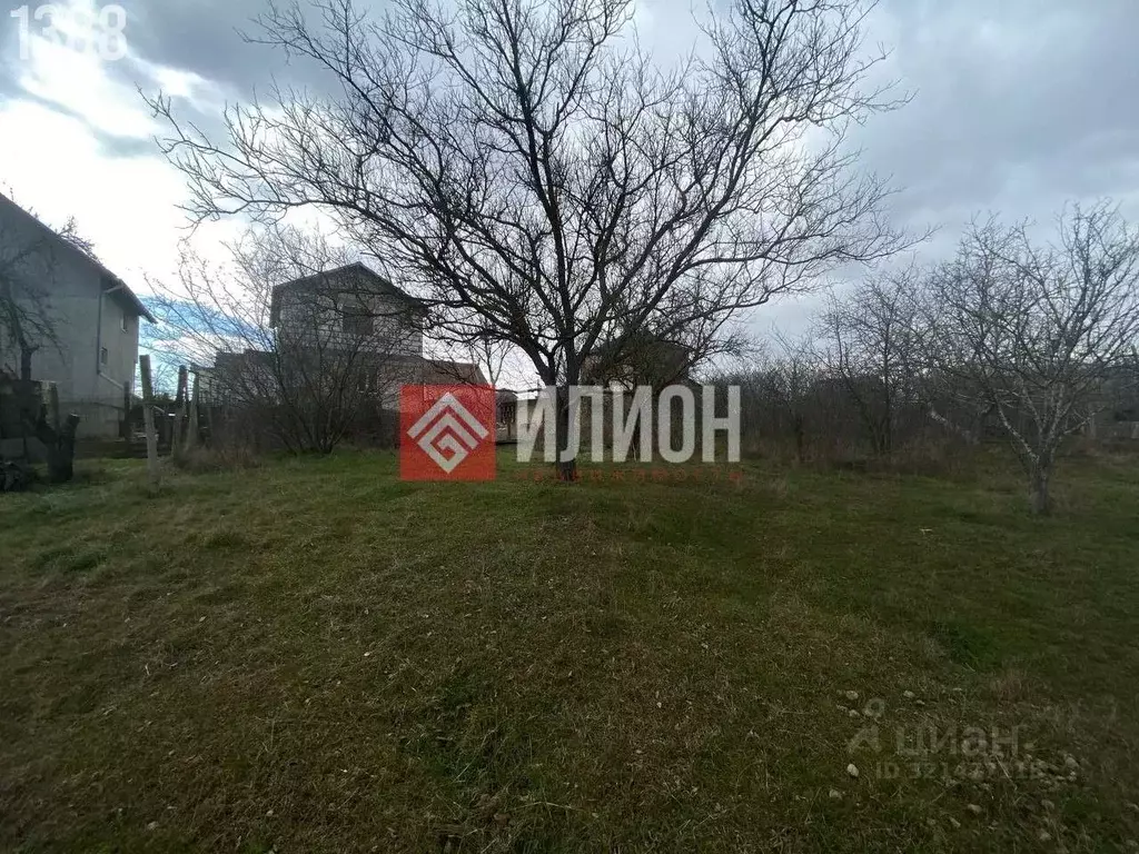 Участок в Крым, Феодосия Геотехник СПК, ул. Вишневая (6.0 сот.) - Фото 1