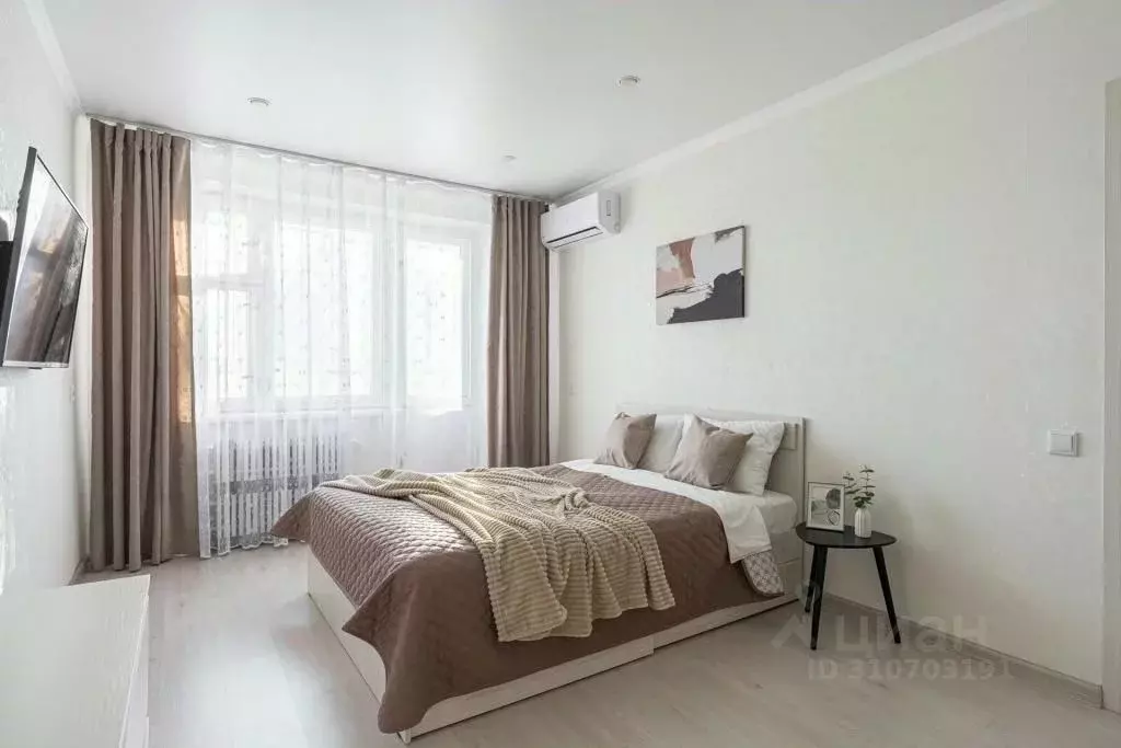 1-к кв. Татарстан, Казань Чистопольская ул., 33 (33.0 м) - Фото 0