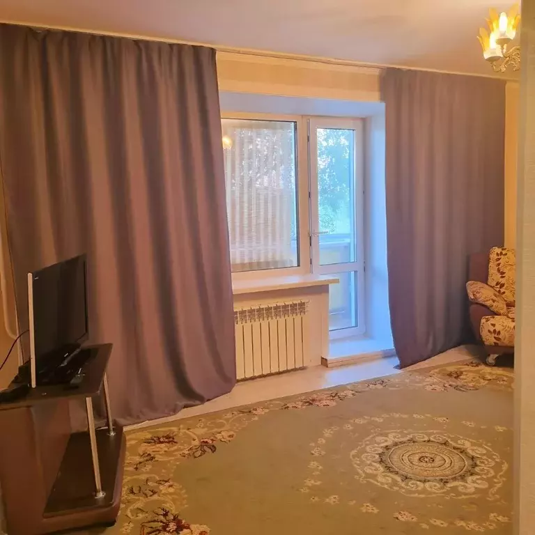 1-к кв. Иркутская область, Усть-Илимск ул. Энгельса, 3 (35.0 м) - Фото 1