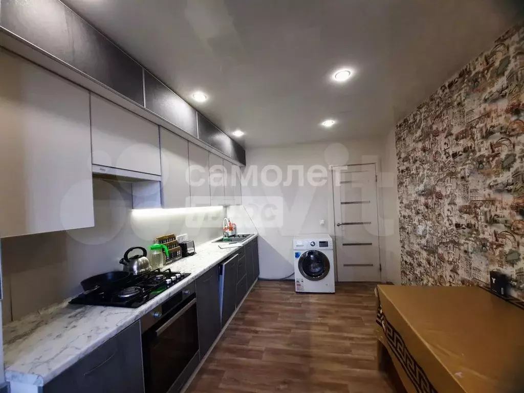 1-к. квартира, 42,6 м, 9/10 эт. - Фото 1